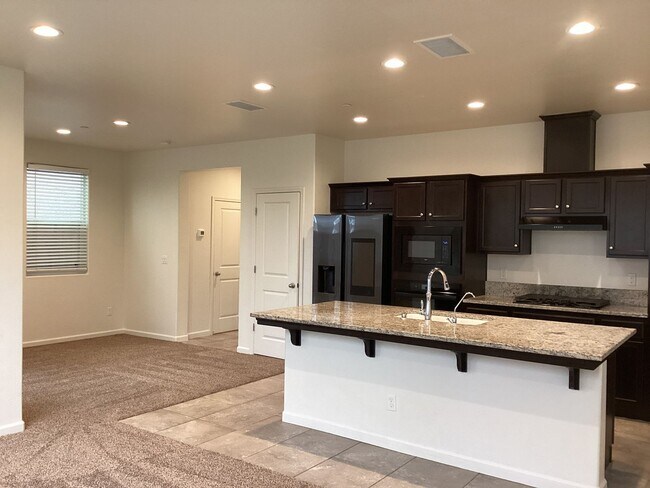 Foto del edificio - 6319 E Creek View Ln