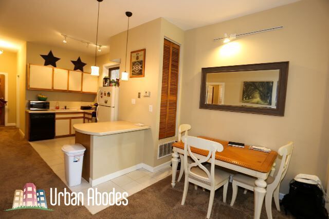 Foto del edificio - 3831 N Southport Ave