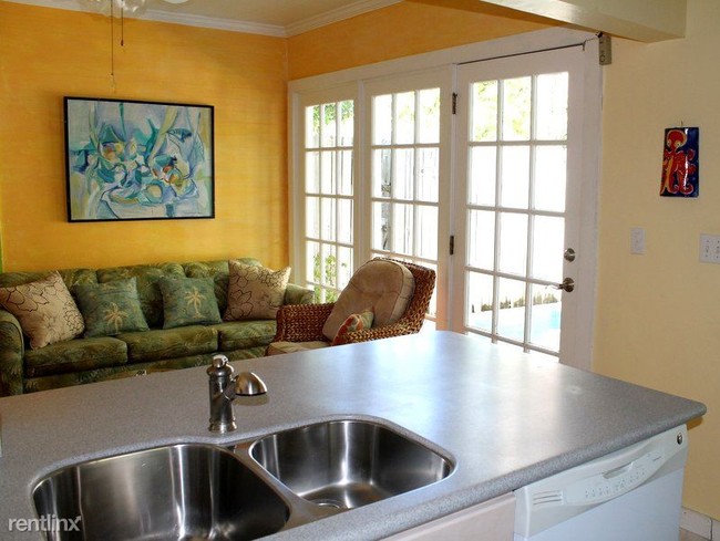 Foto del edificio - 2 br, 2 bath 4plex - Key Lime Pie