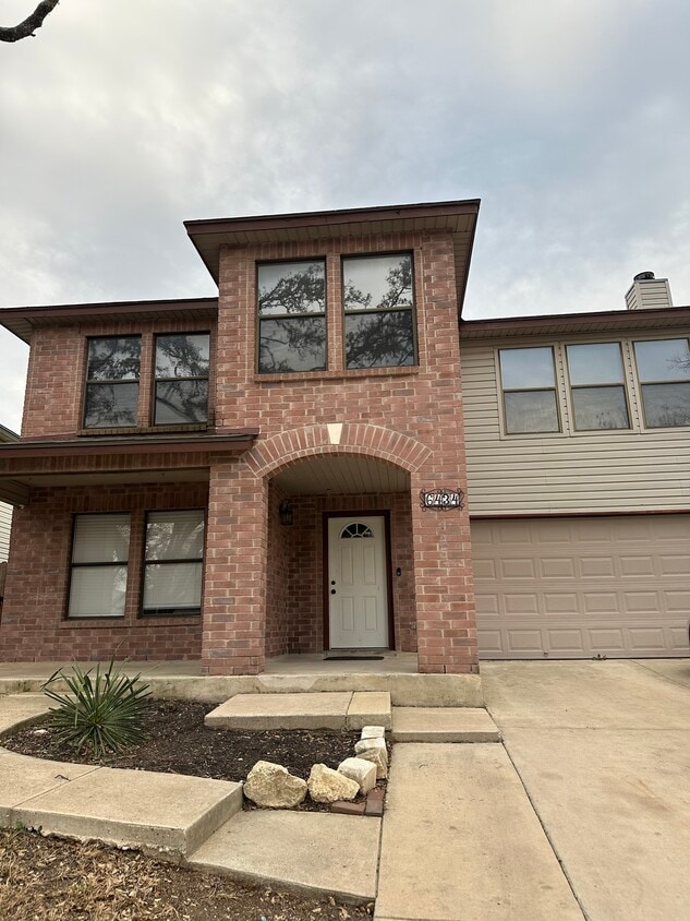 Foto del edificio - 6434 Maverick Oak Dr