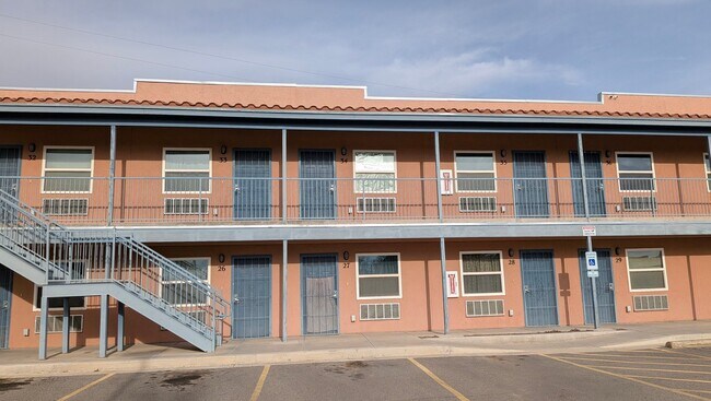 Foto del edificio - 6968 Alameda Ave