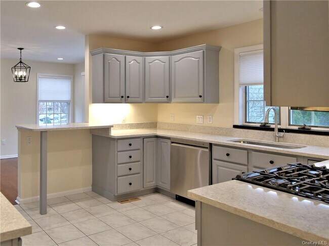 Foto del edificio - 300 Jefferson Ave