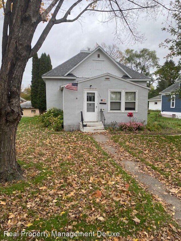 Primary Photo - 2 br, 1 bath House - 508 5th St. NE