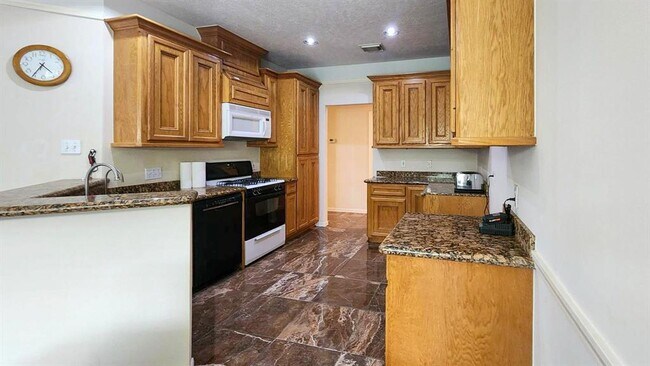 Foto del edificio - 20207 Fieldtree Dr