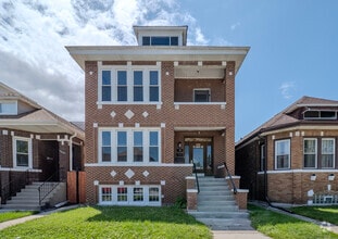 Building Photo - 7236 S Fairfield Ave