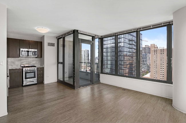 Foto del edificio - 613 N Wells St