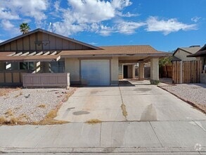 Building Photo - 6749 Oak Valley Dr