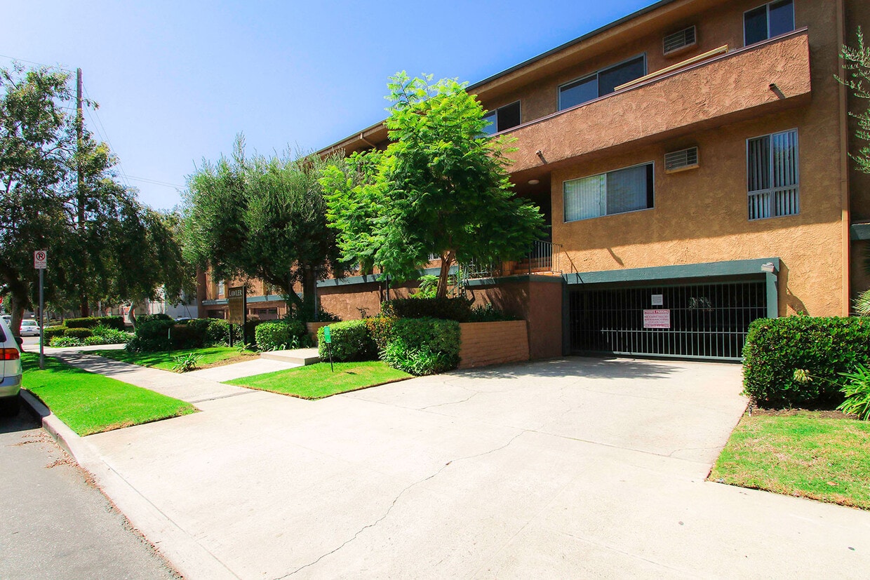 The Glendon Building Apartments in Los Angeles, CA Westside Rentals