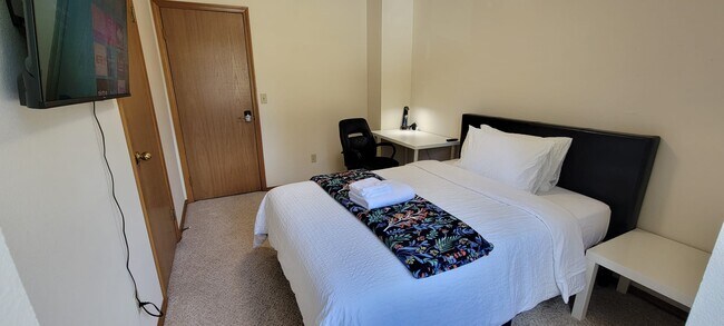 Foto del edificio - 19925 Wallingford Ave N