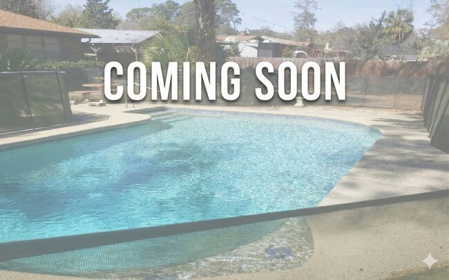 Building Photo - Spacious 4 Bed 2 Bath Home w/ Garage. Fenced in Yard. Large Private Pool!