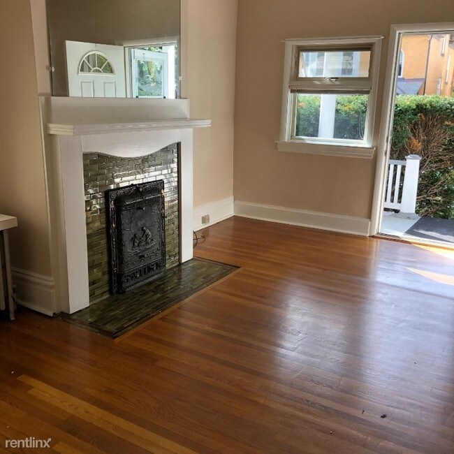 Building Photo - 1 br, 1 bath Apartment - 304 Fisk Avenue
