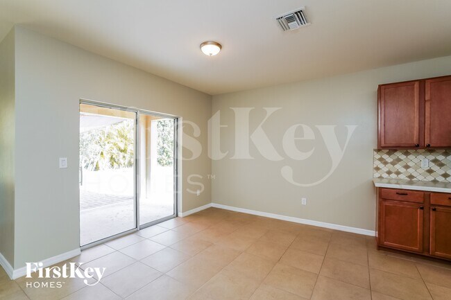 Foto del edificio - 631 SW 27th Terrace