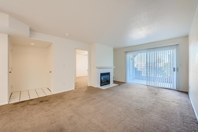 Foto del edificio - 1908 Mountain Hills Ct