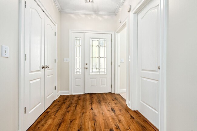 Foto del edificio - 2574 Mill Creek Rd