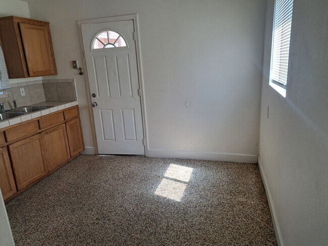 Foto del edificio - 1920 N 11th Ave