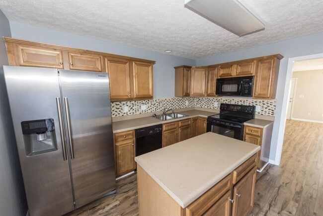 Photo - 2118 Winding Oak Dr House