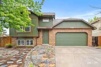 Building Photo - 8510-Rental Ilex Dr