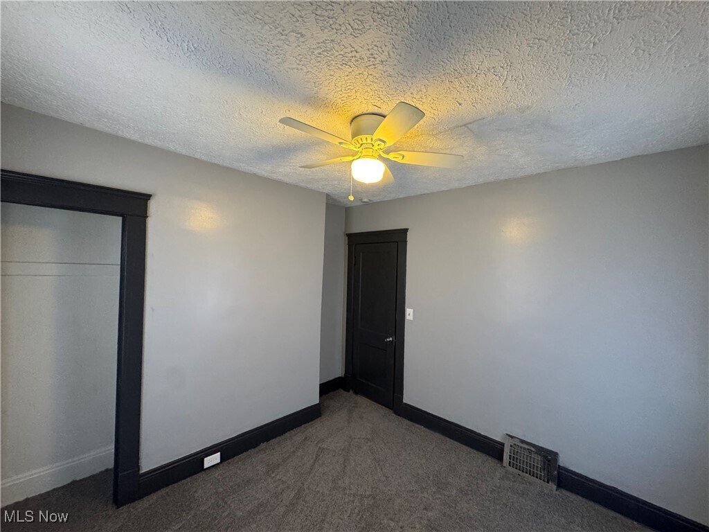 1092 E 143rd St Cleveland, OH 44110 – photo 5