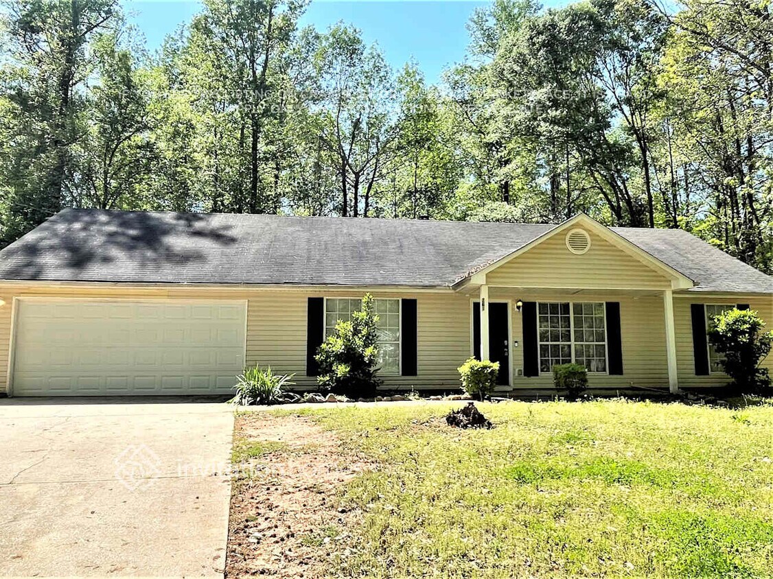 Primary Photo - 261 Livingston Ln