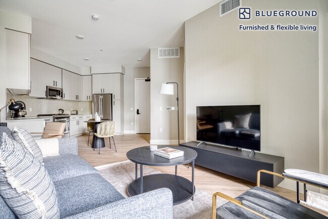 Foto del edificio - 555 Evelyn Ave