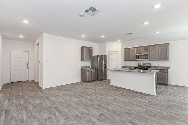 Foto del edificio - 29403 Cayman Cyn Wy