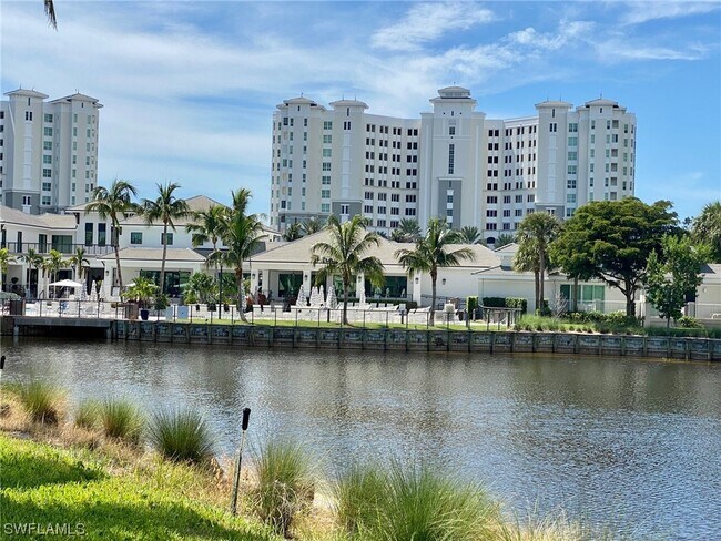 Foto del edificio - 385 Sea Grove Ln
