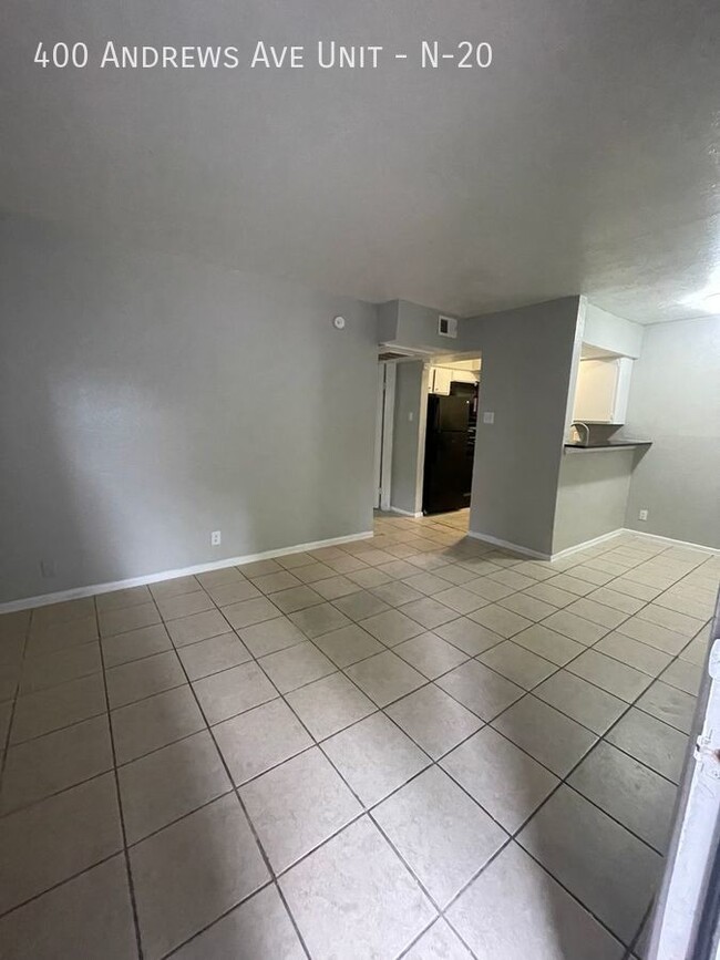 Building Photo - Open House Friday, September 20 & Saturday...