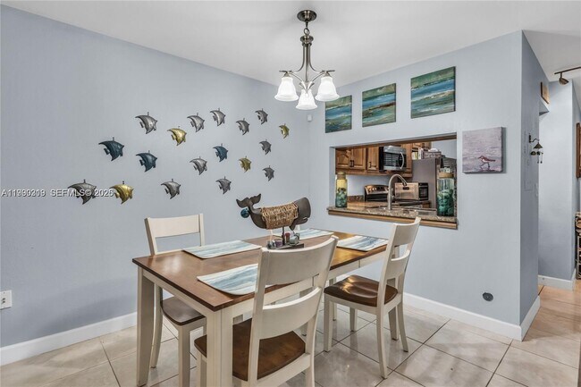 Foto del edificio - 4332 NW 120th Ln