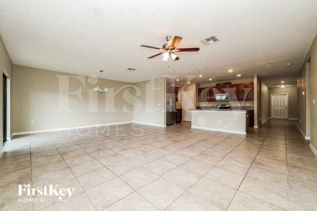 Foto del edificio - 9632 Sage Creek Dr