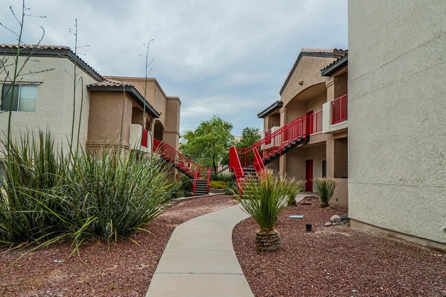 Building Photo - Mica Apartments