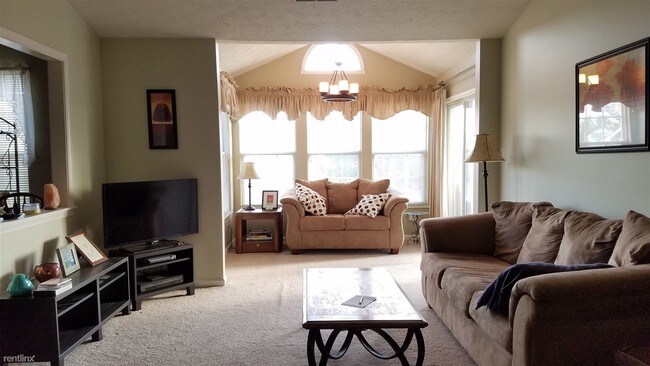 Foto del edificio - 1603 Berry Rose Ct