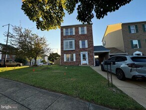Building Photo - 2 Knox Cir SE