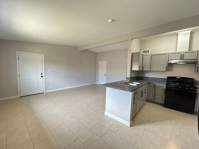 Building Photo - 1309 Exley Ave