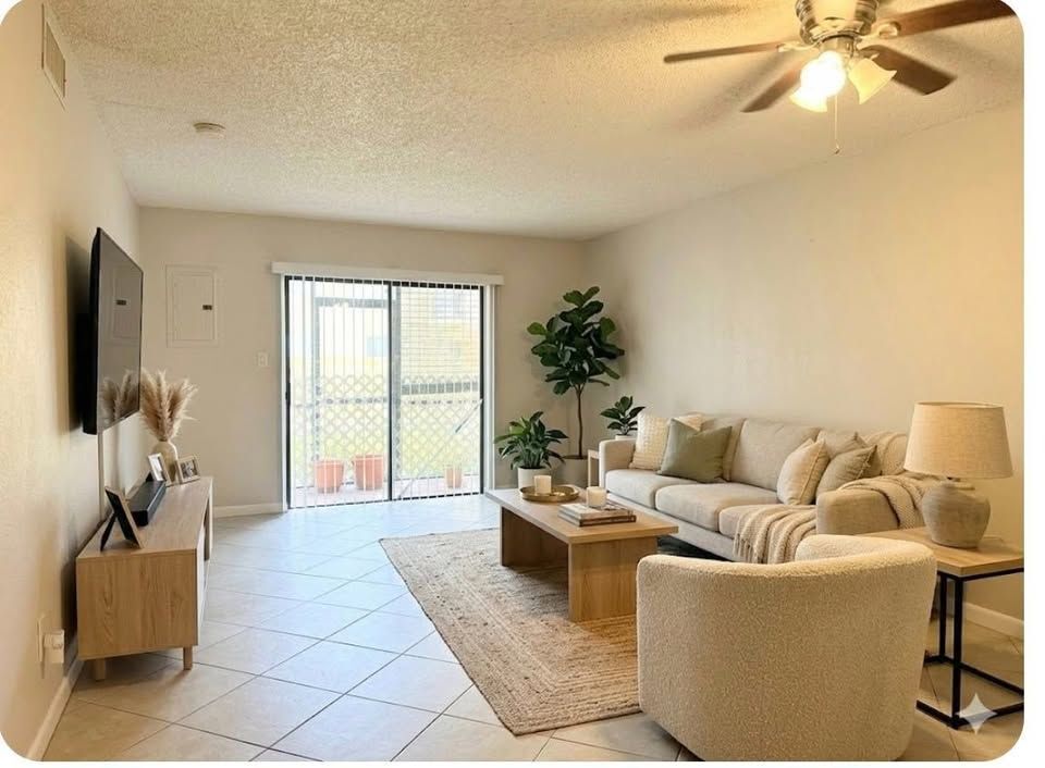 Foto del edificio - 11680 NW 45th St