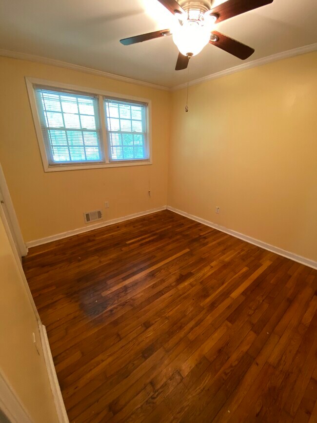 Foto del edificio - 2261 Capehart Cir NE