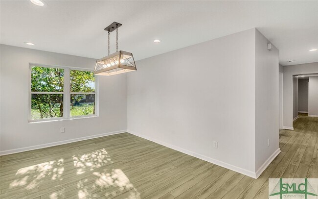 Building Photo - 4446-4499 GA-99