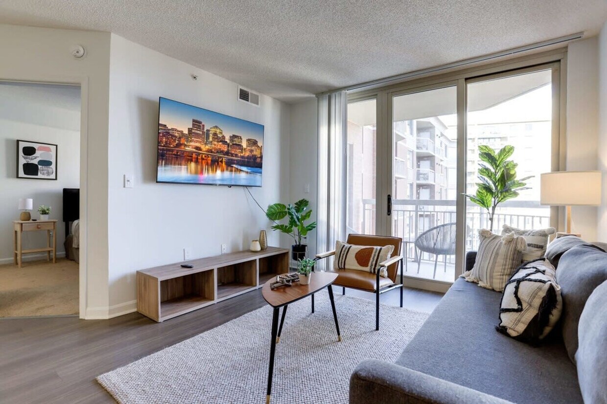 Foto principal - 901 N Pollard St