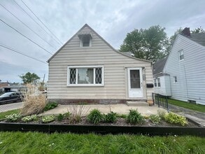 Building Photo - 4248 Caroline Ave
