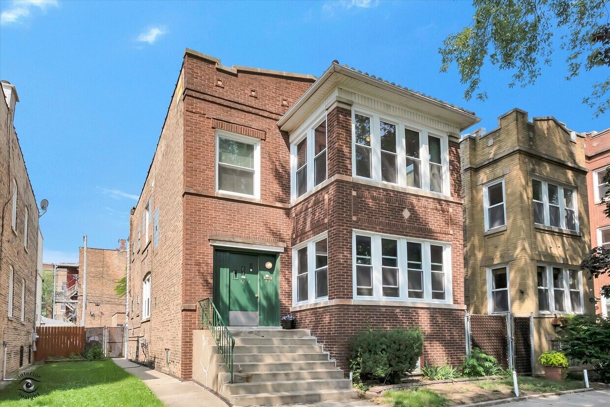 Primary Photo - 4224 N Francisco Ave