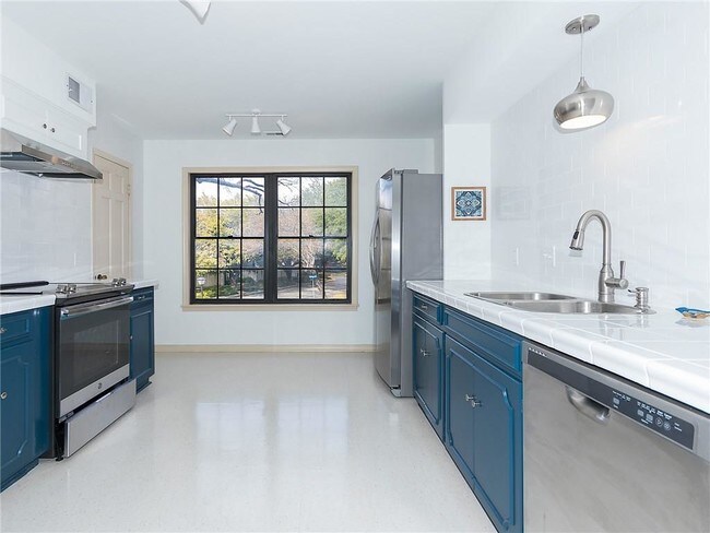 Foto del edificio - 4451 Westway Ave