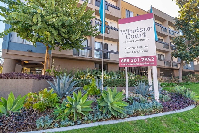 Building Photo - Windsor Court