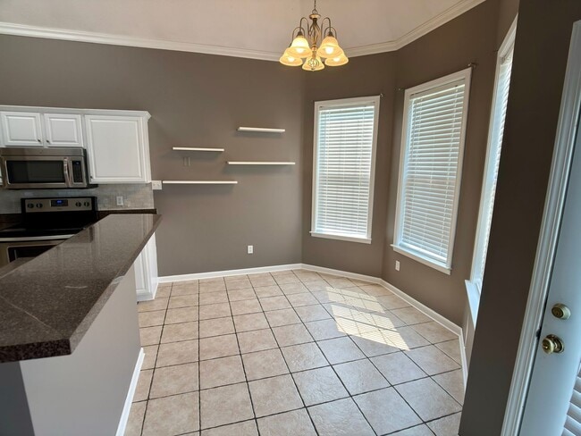 Building Photo - 4 Bed, 2 Bath Jonesboro Home with Bonus Room, Fenced Backyard, 2-Car Garage