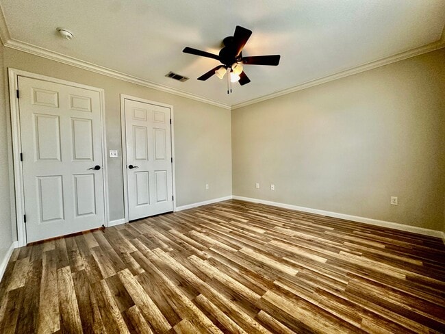 Foto del edificio - 2/1 Home