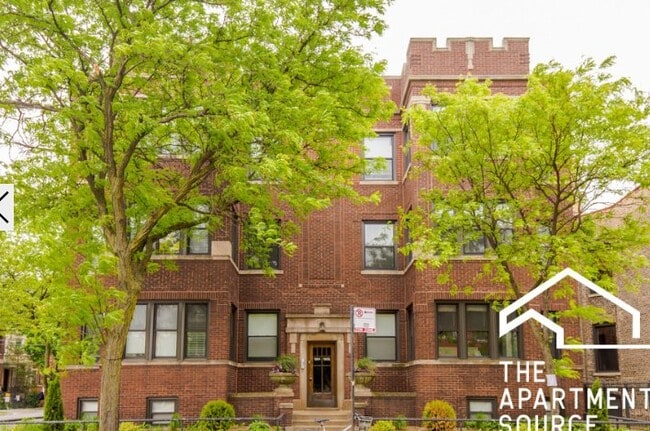 Photo - 3550 N Racine Ave Apartment