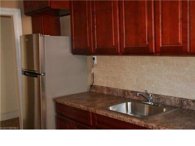 Foto principal - 784 E 46th St
