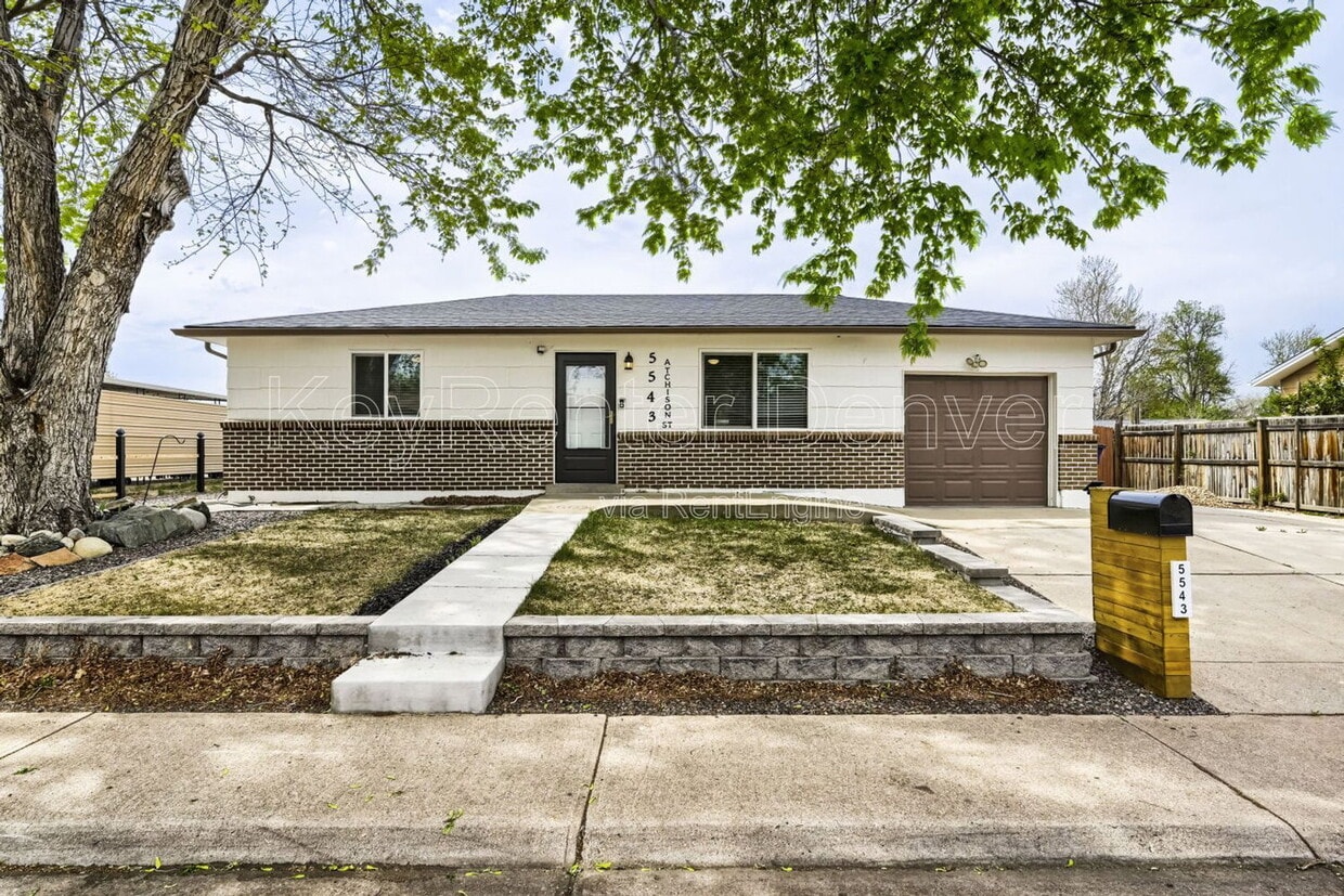 Photo - 5543 Atchison Street