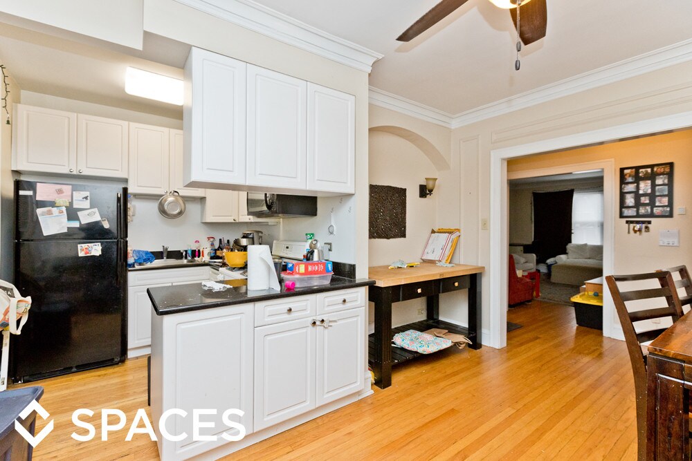 3753 N Marshfield Ave, Chicago, IL 60613 Rentals in Chicago at 3753 N