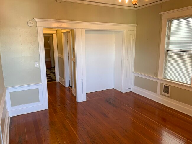 Foto del edificio - 729 E Burnside St