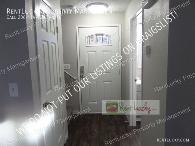 Building Photo - 33027 22nd Pl S