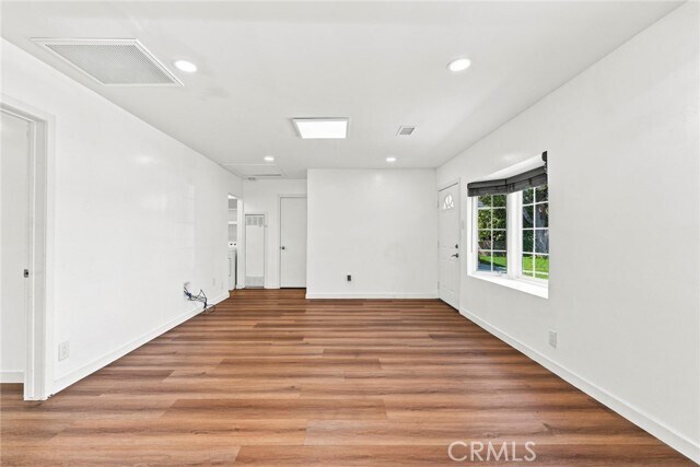 Foto del edificio - 23311 Catskill Ave